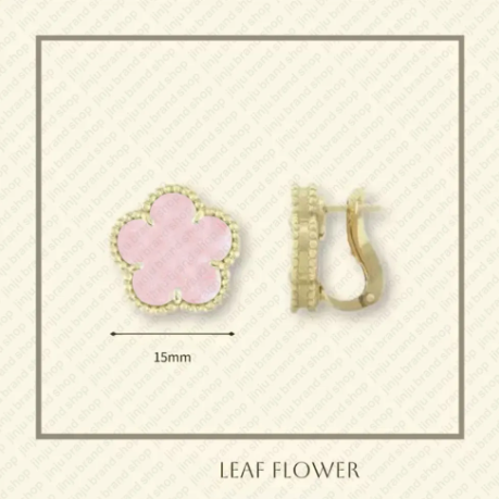 Luxury Clover Pearl Earrings – 18K Gold Finish